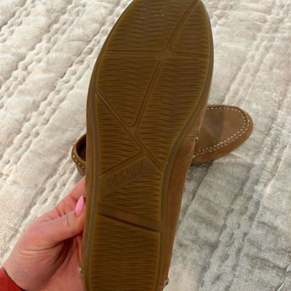 Sperry - Picture 2 of 5